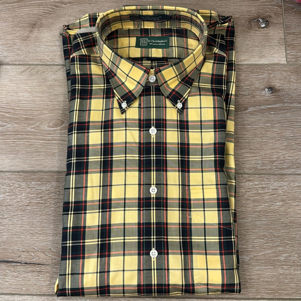 NWT Men's Plaid Button Down Shirt Wrinkle Free